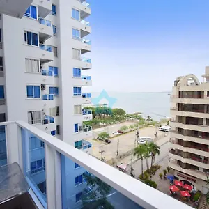 apt-apartamento-con-balcon-y-vista-piso-8.cartagena-hotels.org/